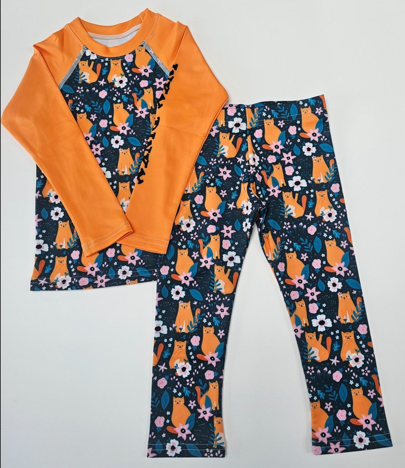 Conjunto de camada base para crianças - gatos